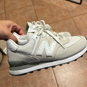 New Balance 574 Size 6.5 Women